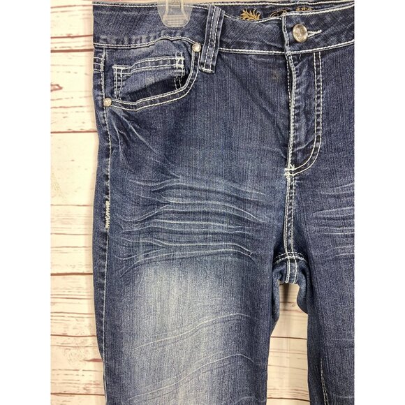 Womens Royalty Embellished Pocket Capri Jeans Size 22W Distressed Denim Mid Rise - Picture 5 of 10
